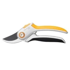 Плоскостной секатор цельнометаллический Fiskars Fiskars Plus™ P531 1057168